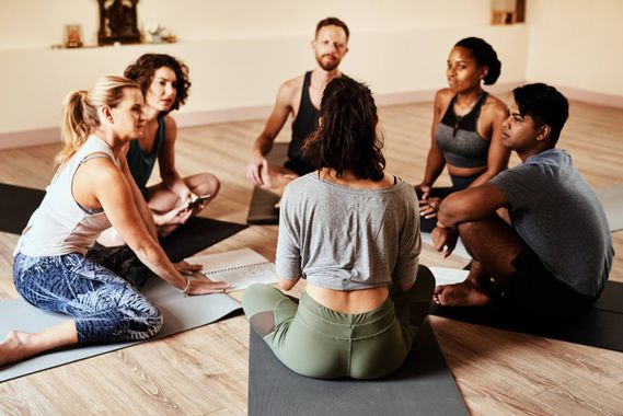 Formaciones en Yoga